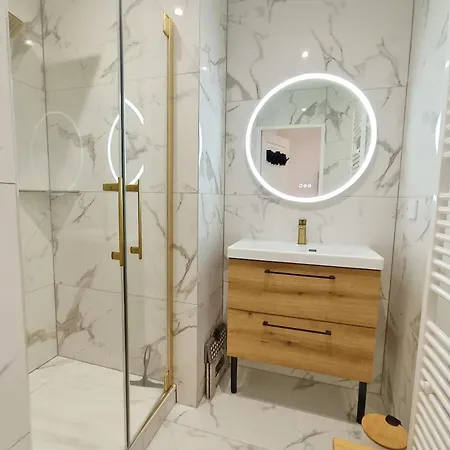Le Patou, Wifi, Jardin, Climatisation, Tv Connectee, T4, 6 Personnes *